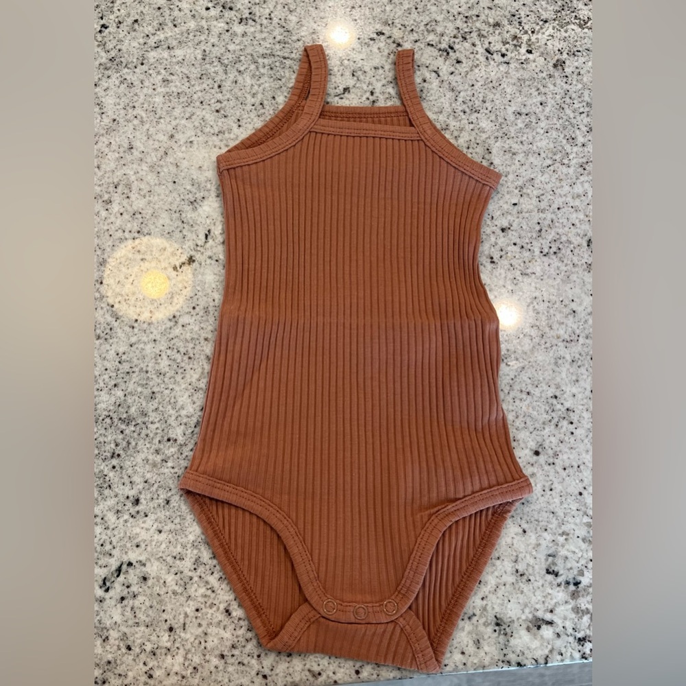 New!! Lovely Littles ribbed bodysuit baby 6 months